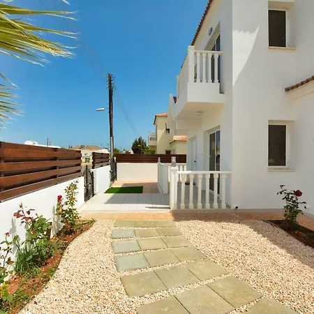 Villa Nissi Palms