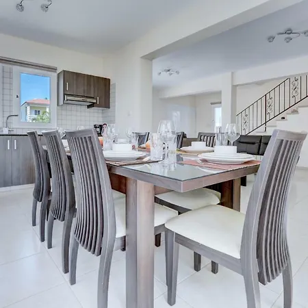 Nissi Palms Villa *
