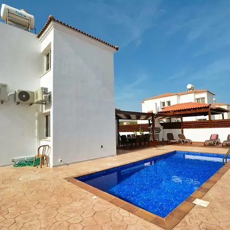 וילה Nissi Palms *