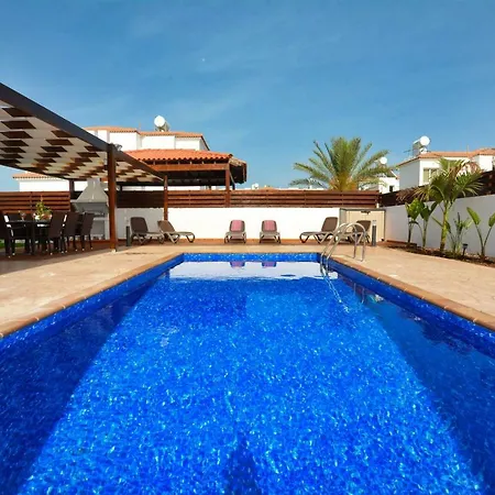Villa Nissi Palms *